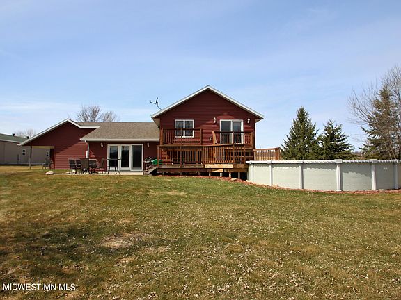 2nd image of 22333 Peterson Cir