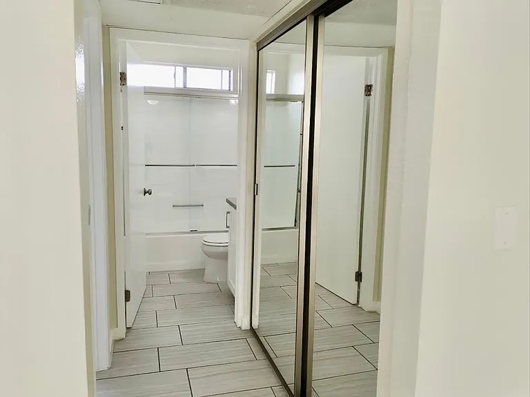 Beckwood Apartments — Photo 13
