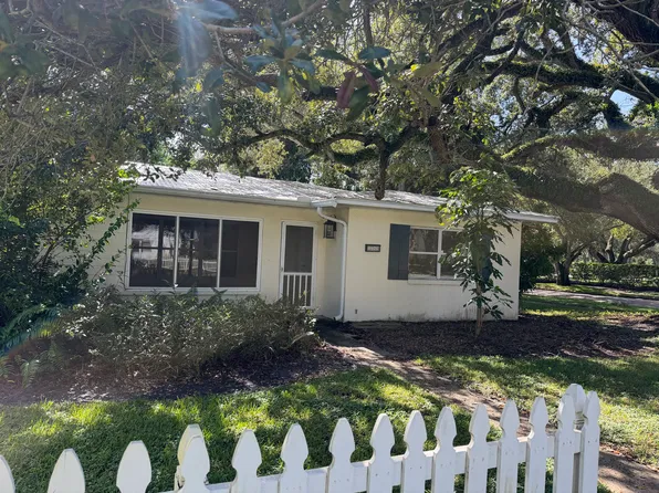 1749 22nd St, Vero Beach, FL 32960