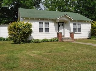 317 N Martin Ave, Sharon, TN 38255