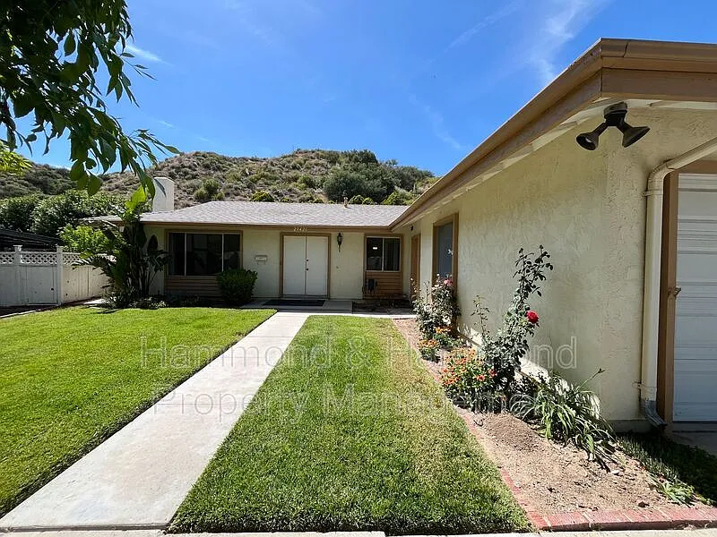Building Photo - 29421 Abelia Rd