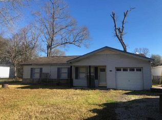 5300 S College St, Orange, TX 77632