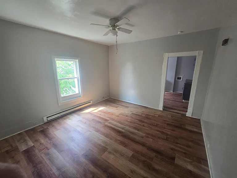 1413 Loudon Ave NW — Photo 7