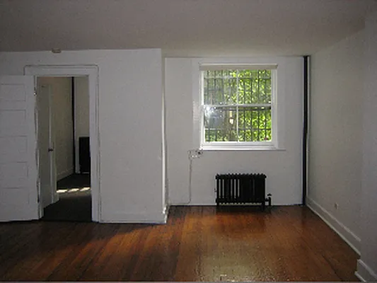 Rented by Century 21 NY Metro | media 12