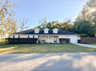 330 SE 1st Ave, Trenton, FL 32693