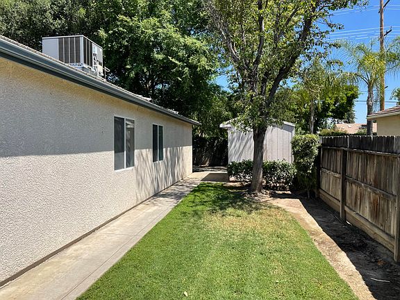 4th image of 1910 E Country Court