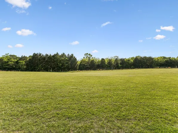 2089 Bear Creek Pike, Columbia, TN 38401
