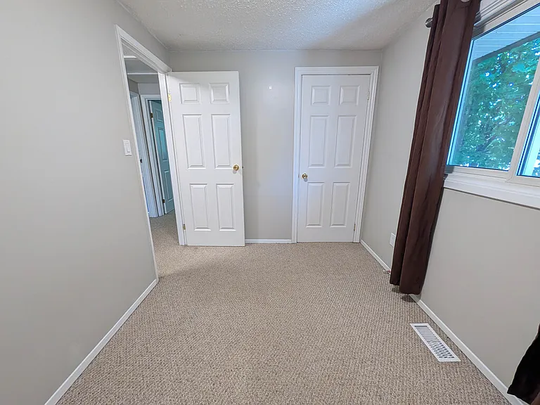 3 Tara Cres — Photo 13
