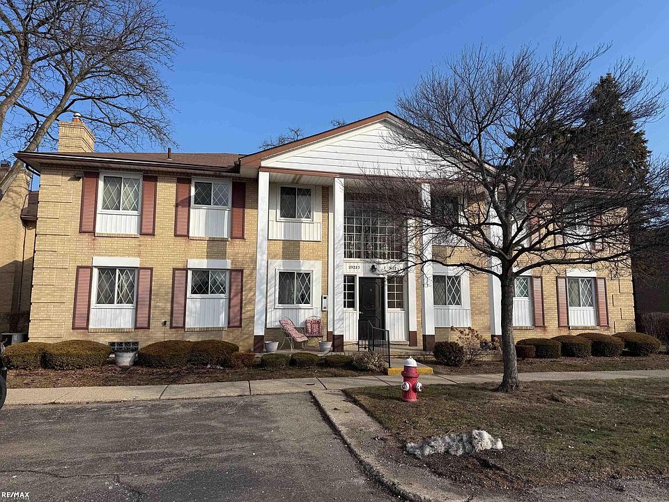 1st image of 29225 Hayes Rd APT 11