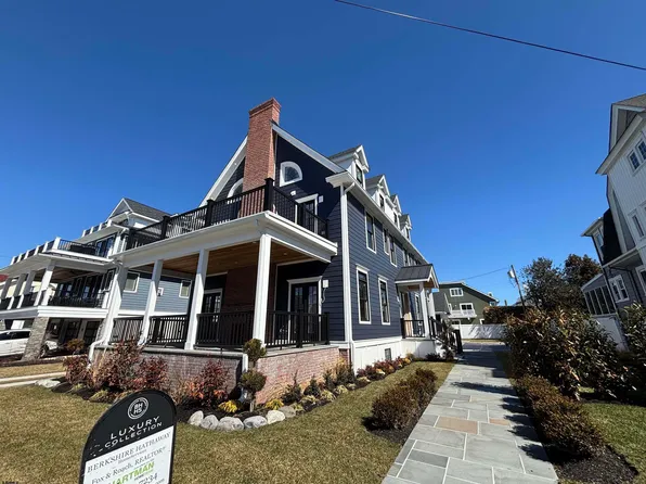 15 S Cornwall Ave, Ventnor, NJ 08406