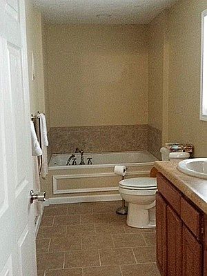 4th image of 5670 Silver Fox Dr