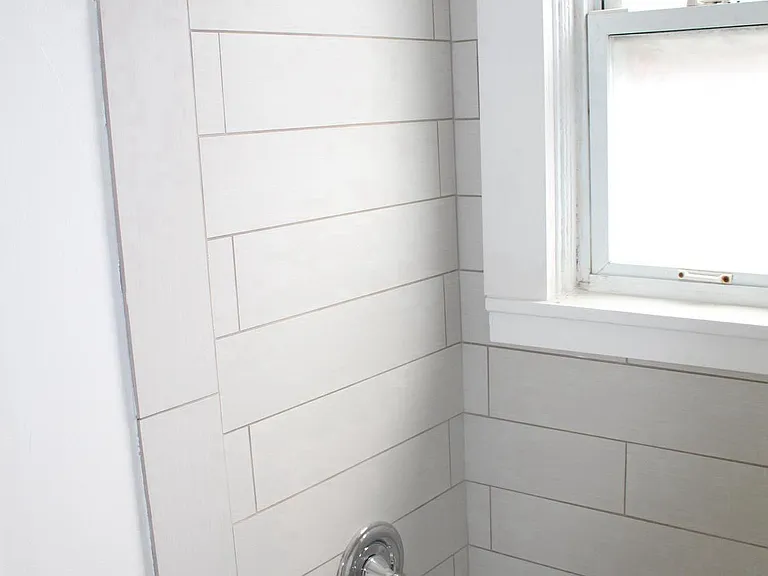 949 Mirror St — Photo 6