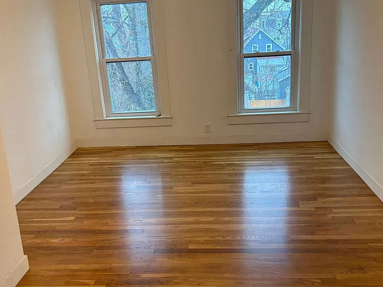 83 Flint St #2 — Photo 13