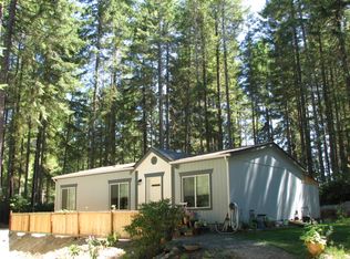 221 NE Collins Lake Dr, Tahuya, WA 98588