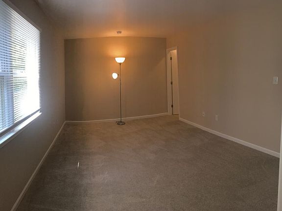 5th image of 4359 Baylor St