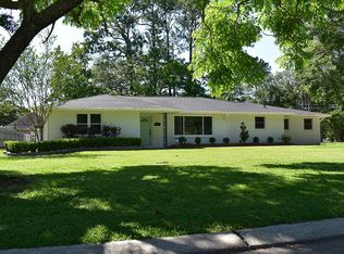 300 Barrios Ave, Houma, LA 70360