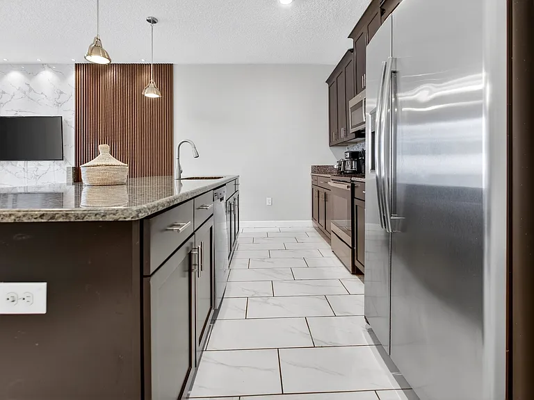 Plunker Dr — Photo 24