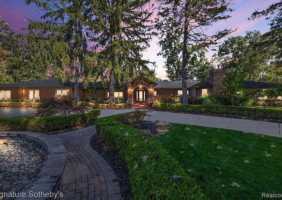 4890 Ballantrae Rd, Bloomfield Hills, MI 48301 Zillow