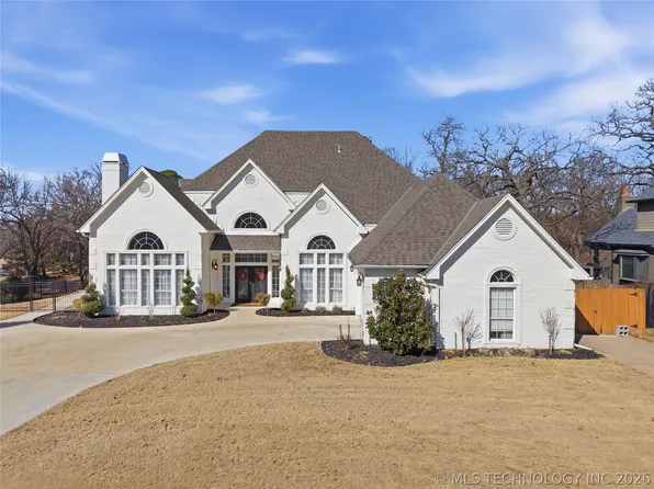 3615 E 102nd St, Tulsa, OK 74137