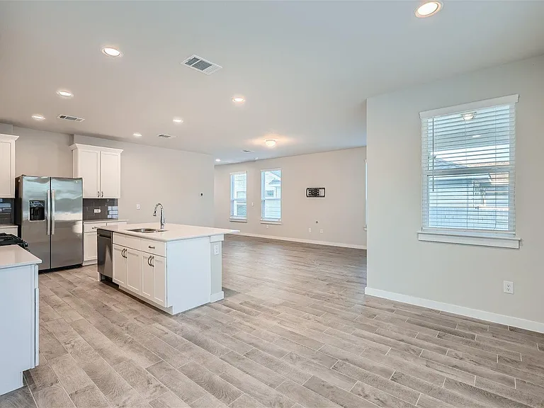 105 Appleberry Ln — Photo 11