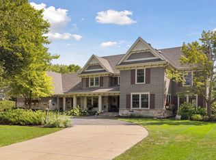 6 Spring Marsh Ln, North Oaks, MN 55127