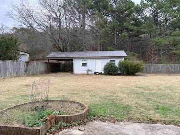 4th image of 8341 N Valley Rd