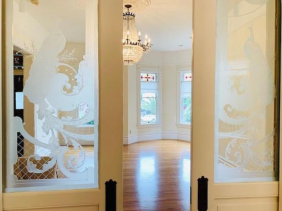 Pocket doors between living room and dining room