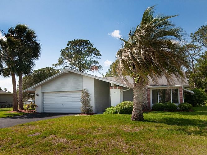 1st image of 3 Collins Ln