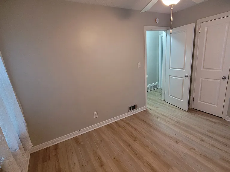 2469 Judson Ave — Photo 6
