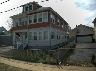 29 Downing St, Providence, RI 02907