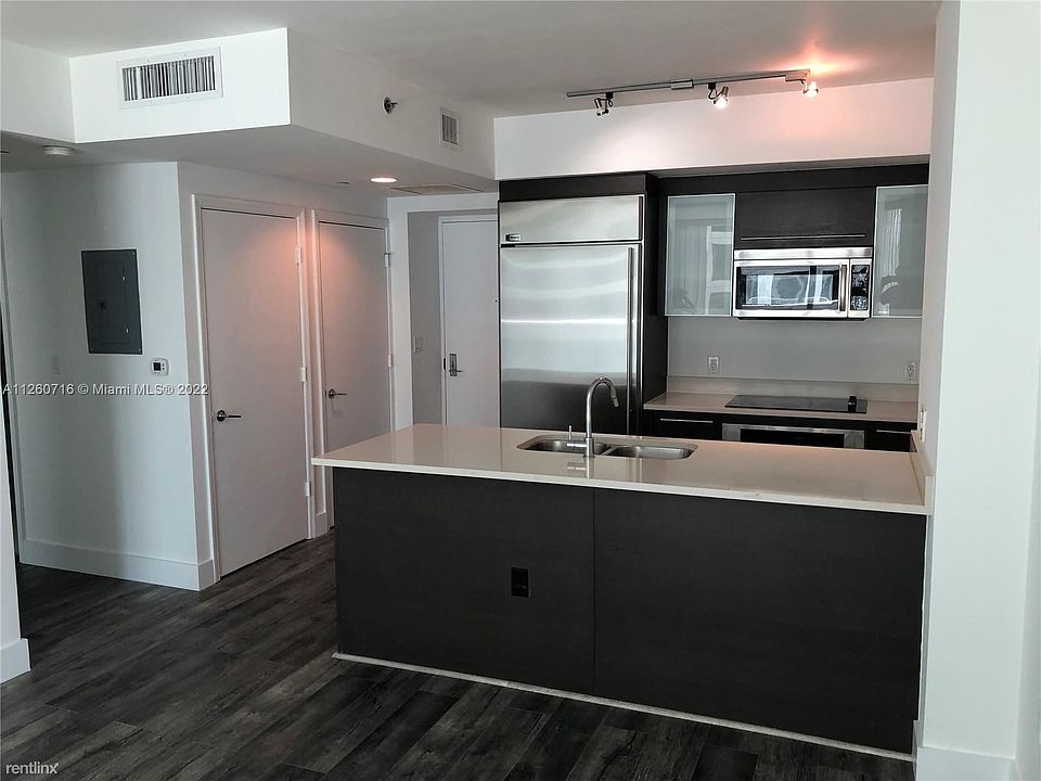 1st image of 500 Brickell Ave #2304