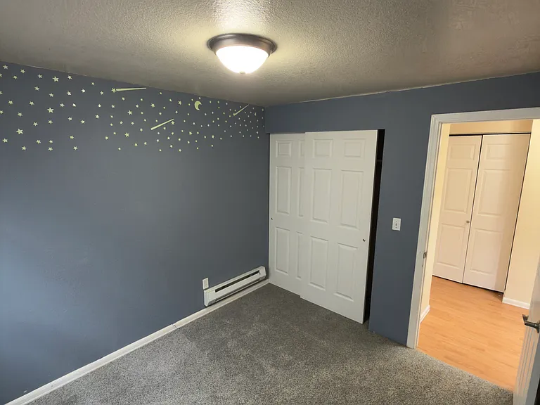724 Edelweiss Ln SE — Photo 7