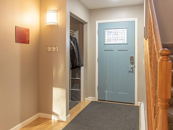 5th image of 46835 Grady Ct
