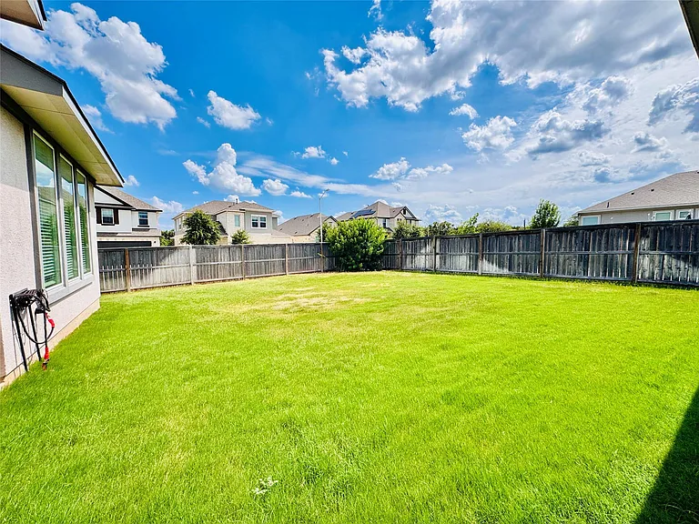 2605 Brushwood Mdw — Photo 24