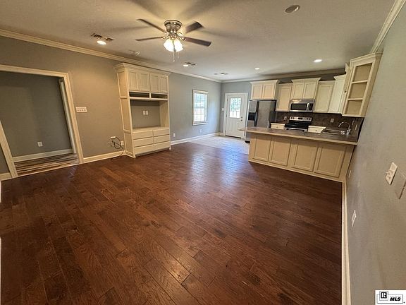 2nd image of 109 Glenmor Dr
