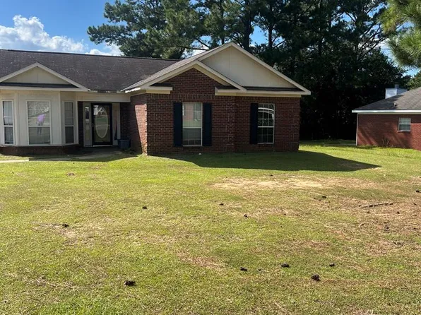 251 Nomad Cir, Dothan, AL 36303