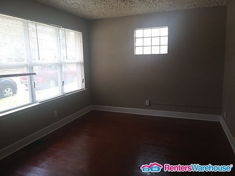 4th image of 2627 Hord Ave