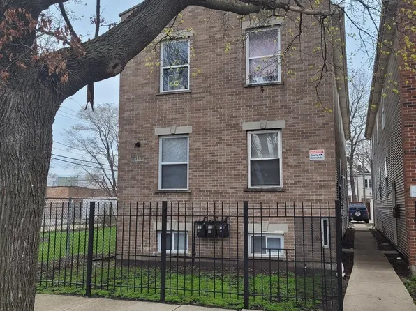 7919 S Burnham Ave, Chicago, IL 60617