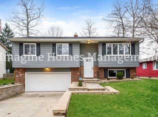 6734 Duneden Ave, Solon, OH 44139