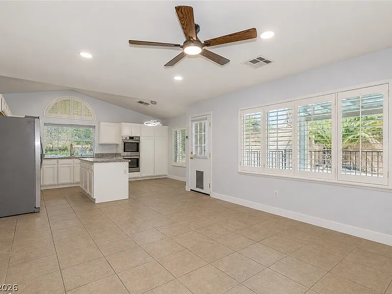 2057 Lordsburg Ln — Photo 9