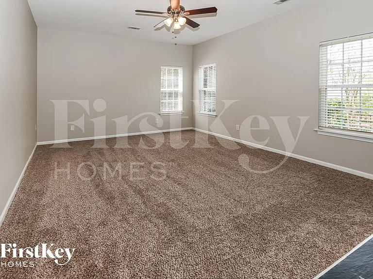 123 Elba Dr — Photo 13