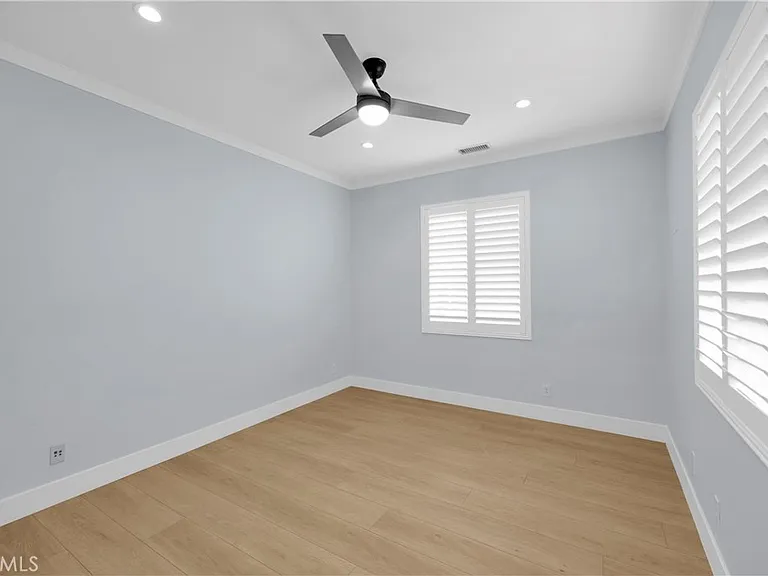 5271 Pearce Dr — Photo 41