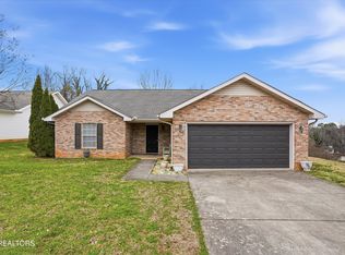 707 Shane Dr, Maryville, TN 37804