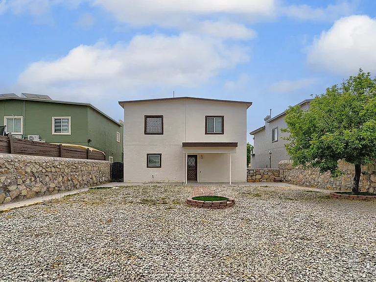 11571 Plautus Ct — Photo 36