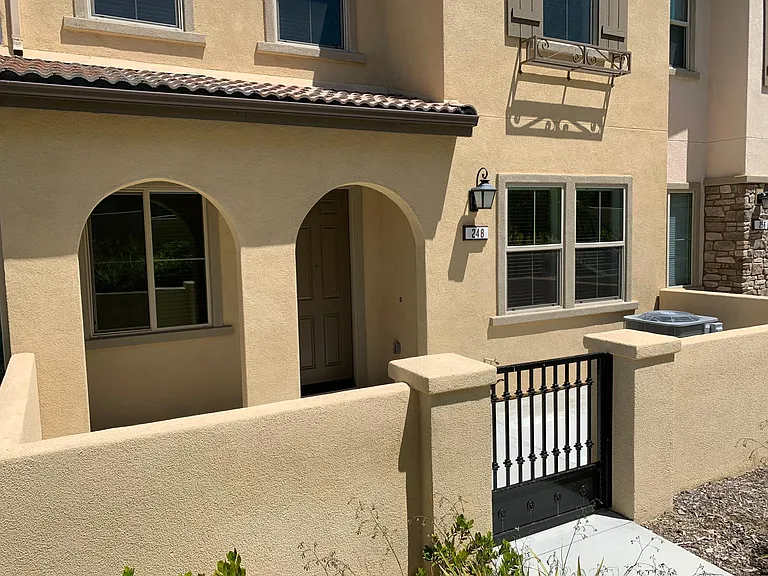 248 S Auburn Heights Ln — Photo 3