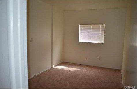 4th image of 10225 Park St