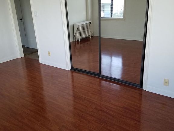 4th image of 801 Gramercy Dr APT 208