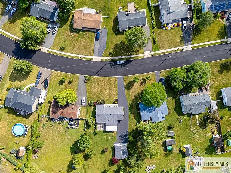 39 Kendall Rd — Photo 6
