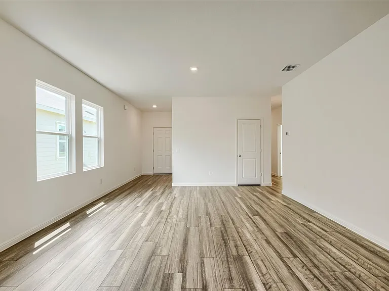 5345 Calluna Dr — Photo 22