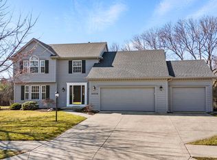 10519 Lone Eagle Way, Fort Wayne, IN 46845